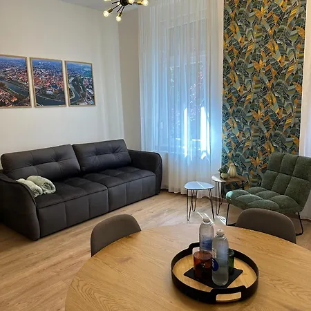 Apartament B 13